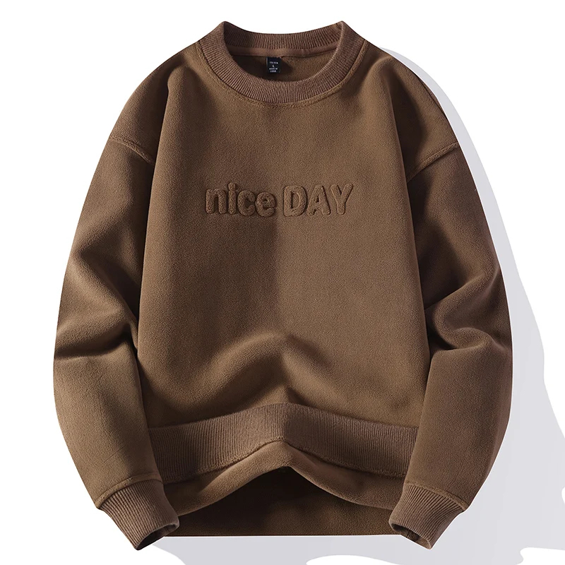 Pull polaire homme au style streetwear à col rond